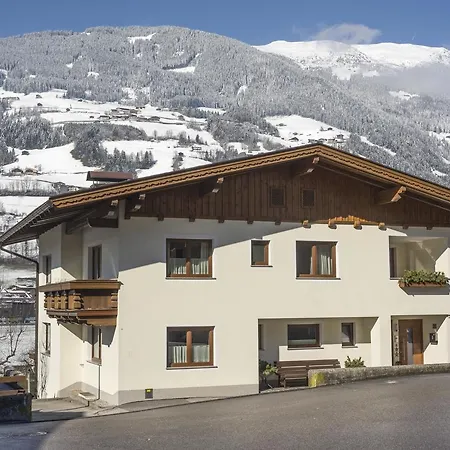 Aschenwald Elisabeth * Ramsau im Zillertal