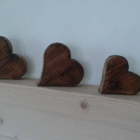 Aschenwald Elisabeth Daire *