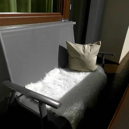 Aschenwald Elisabeth * רמסאו אים זילרטל