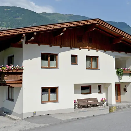 Aschenwald Elisabeth * Ramsau im Zillertal