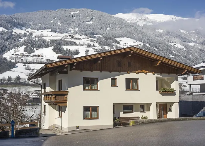 Aschenwald Elisabeth * Ramsau im Zillertal